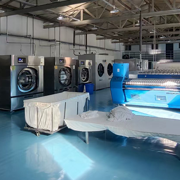 الصناعي والتصنيع